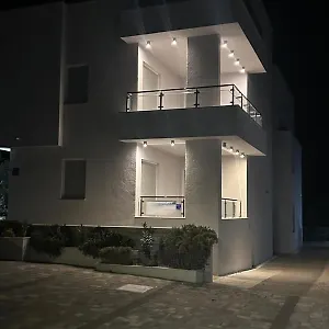 Apartment Stella